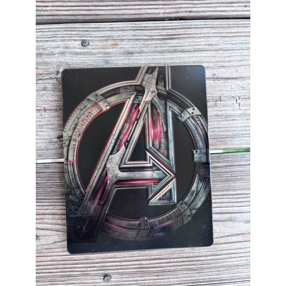 Avengers Age of Ultron 3D and Blu-Ray Steelbook Special Edition DVD